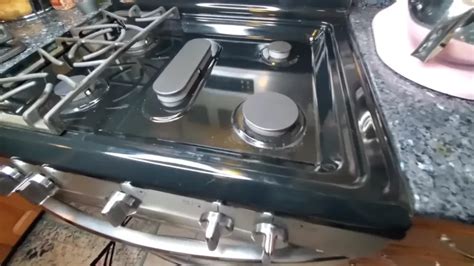 why does my gas stove not work when power is out